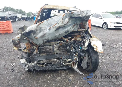 2011 Toyota Rav4 z USA, uszkodzony, nr VIN 2T3ZF4DV0BW085066